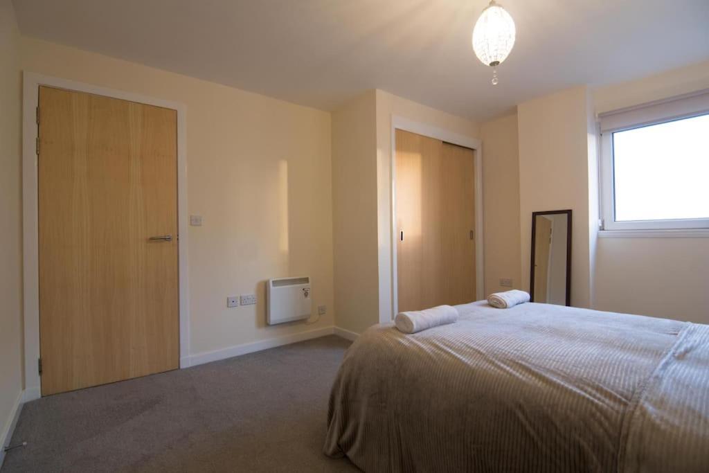 Apartament Executive 2 Bed 2 Bath - Free Parking Glasgow Zewnętrze zdjęcie
